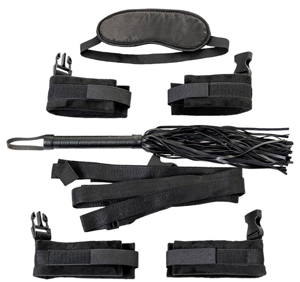 Набор для БДСМ-игры: ремни, плетка, наручники, оковы и маска (Цвет: черный)