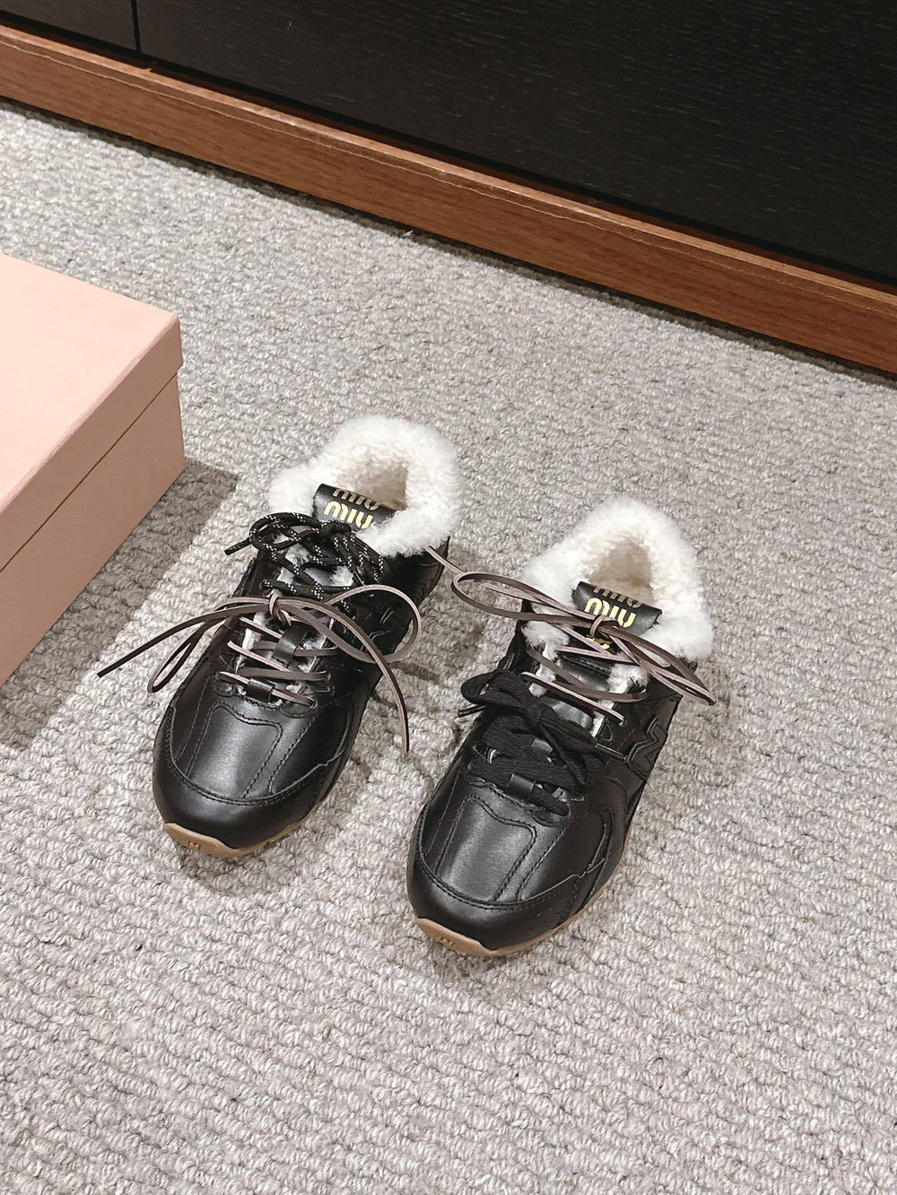 Miu Miu x New Balance 530 Sneaker