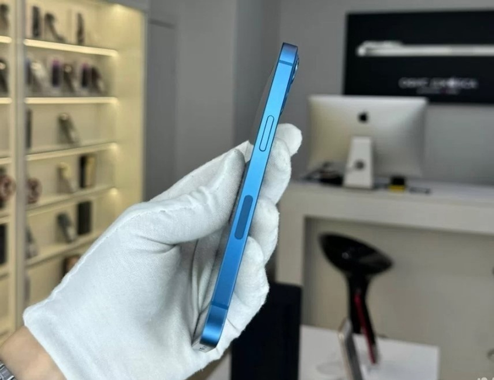 iPhone 13, 256 ГБ б/у