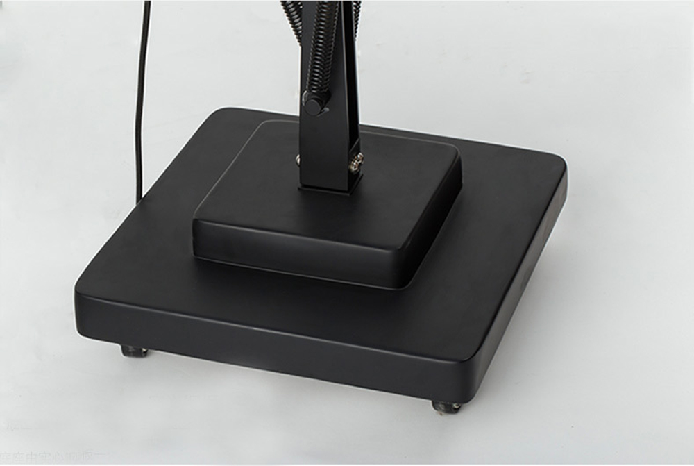 Floor design lamp  Giant by Muno (White)