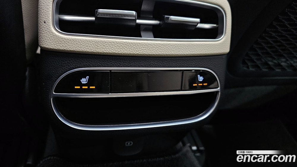 Genesis GV70 2.5T Бензин AWD (09.2021)