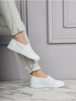 Мокасины летние с перфорацией