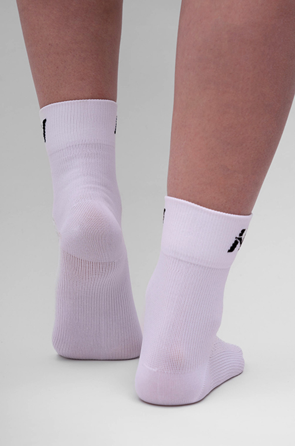Носки Nebbia “HI-TECH” N-pattern crew socks 130 White