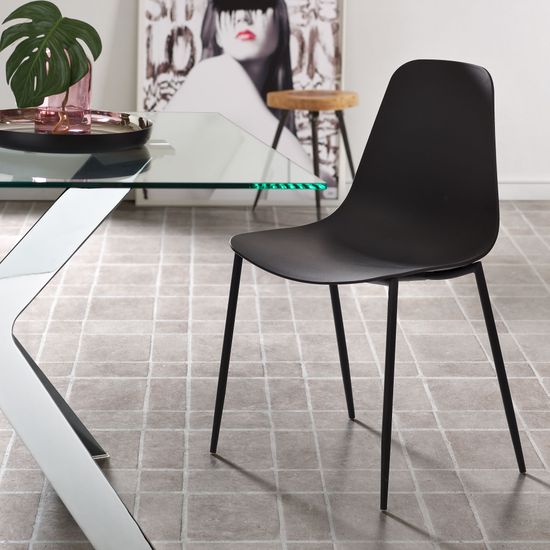 Стул Wassu черный La Forma Испания