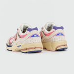 кроссовки New Balance 2002R x Hype DC Wmns