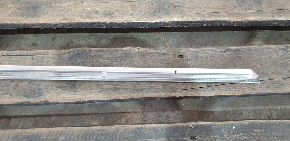 Накладка стекла заднего правого Mercedes GLC (X253) 15-нв Б/У Оригинал A2536700222