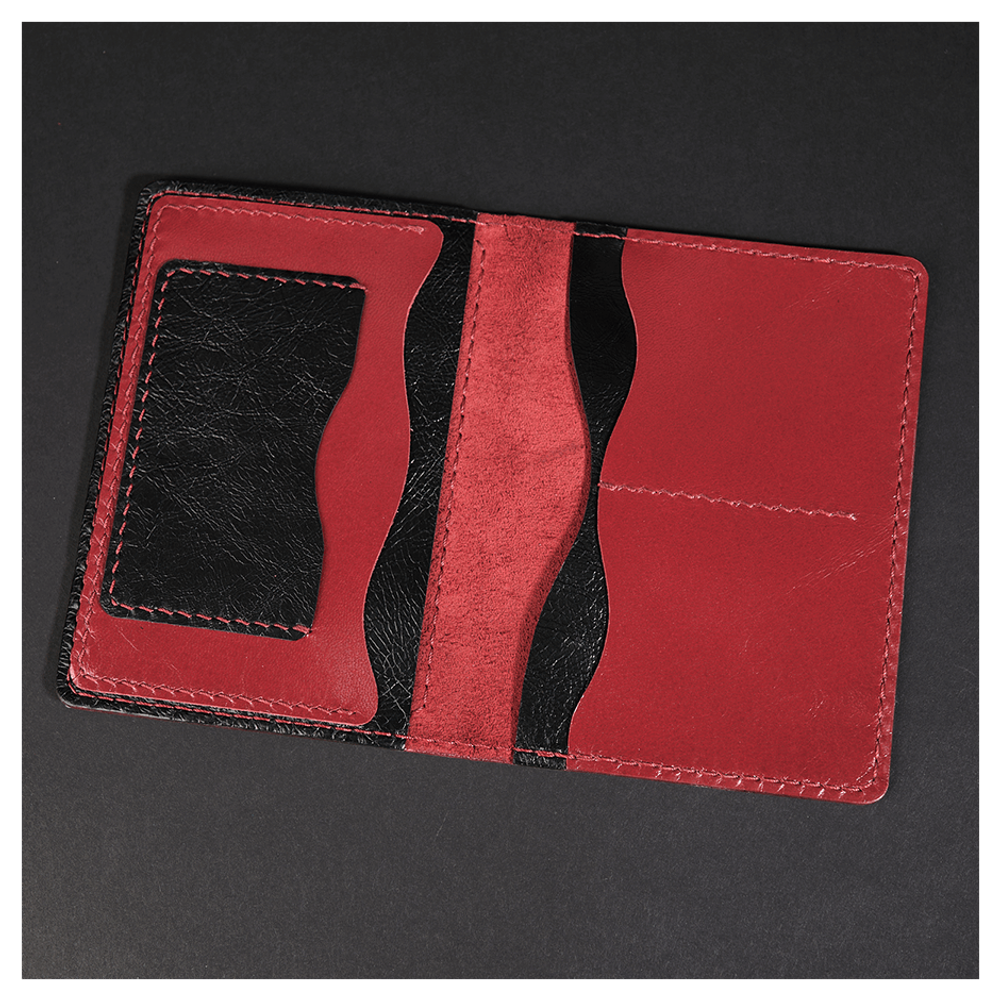 Кожаная обложка на паспорт «Шаманка» (фигура)