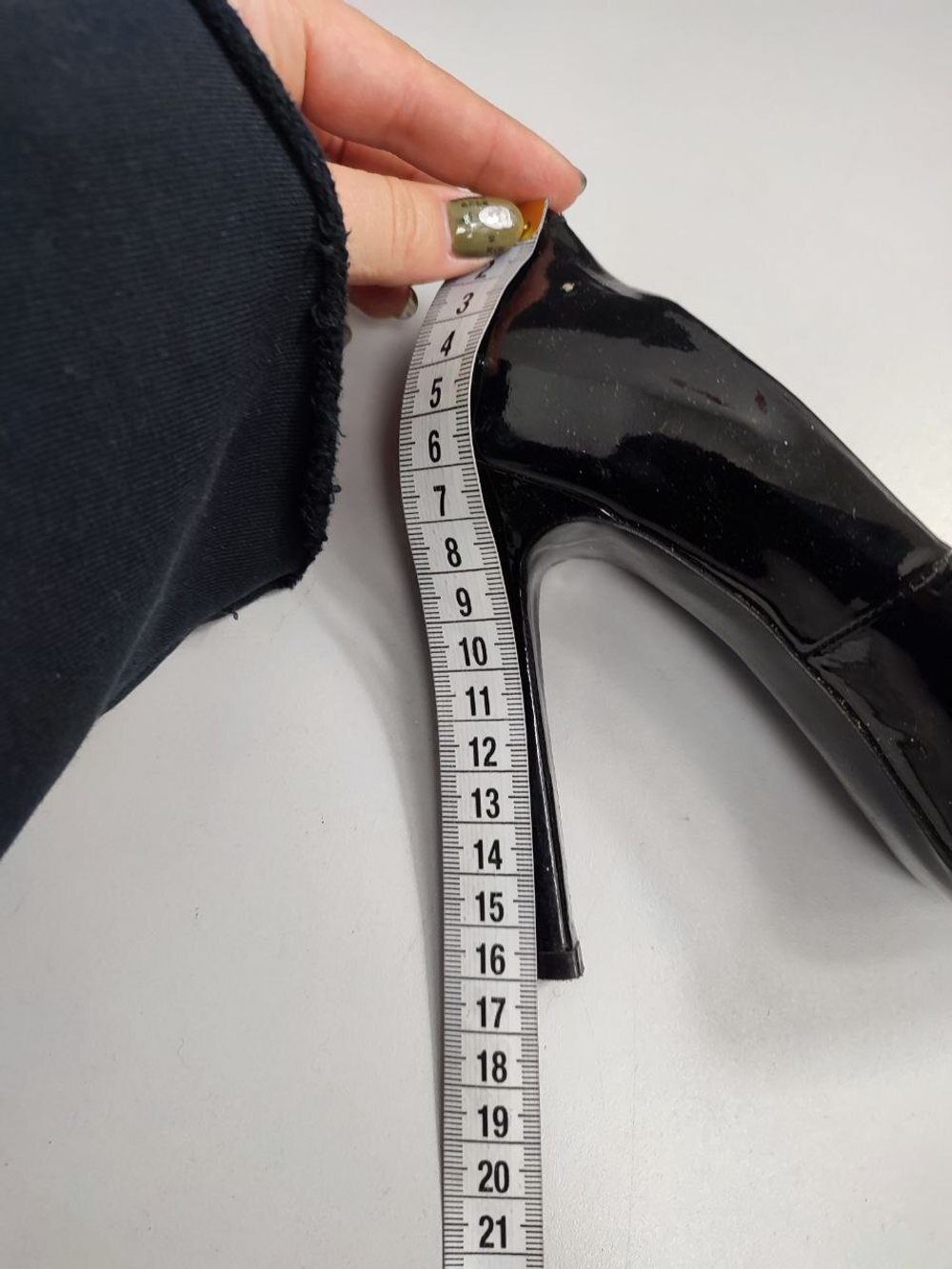 Туфли  Pier Lucci лакированные 38 размер