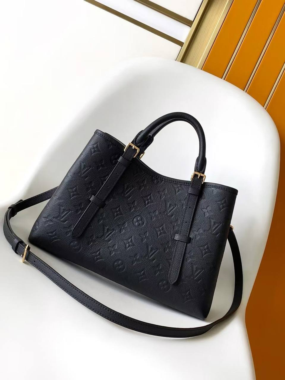 Сумка Louis Vuitton