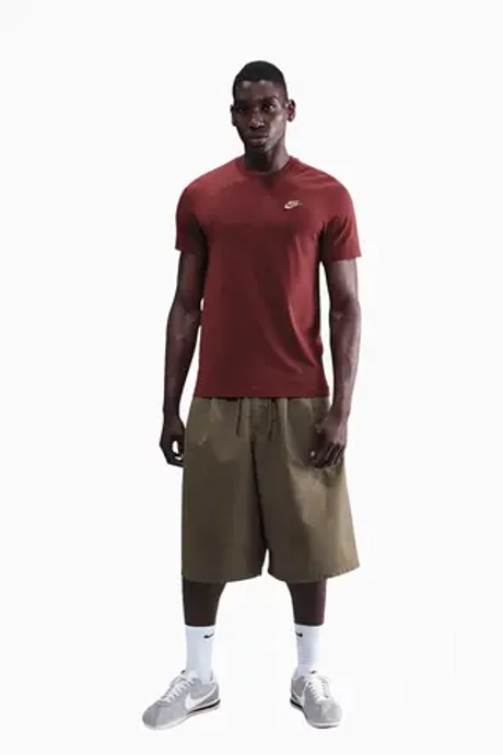 Футболка Nike Sportswear Club - бордовый
