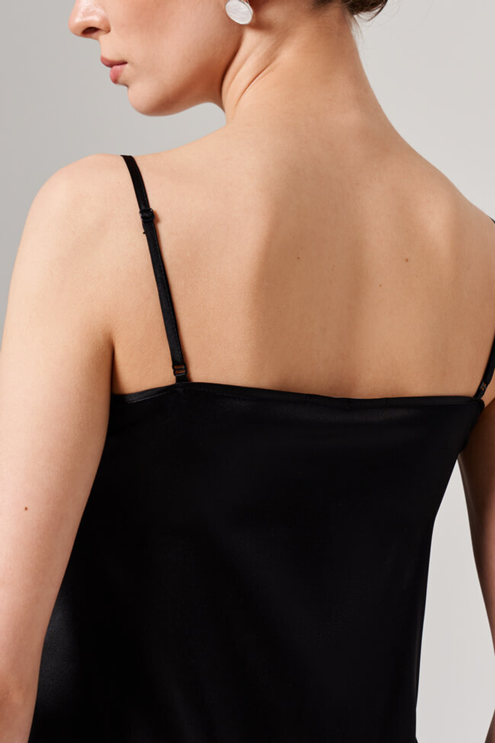 23177 Топ женский (черный)