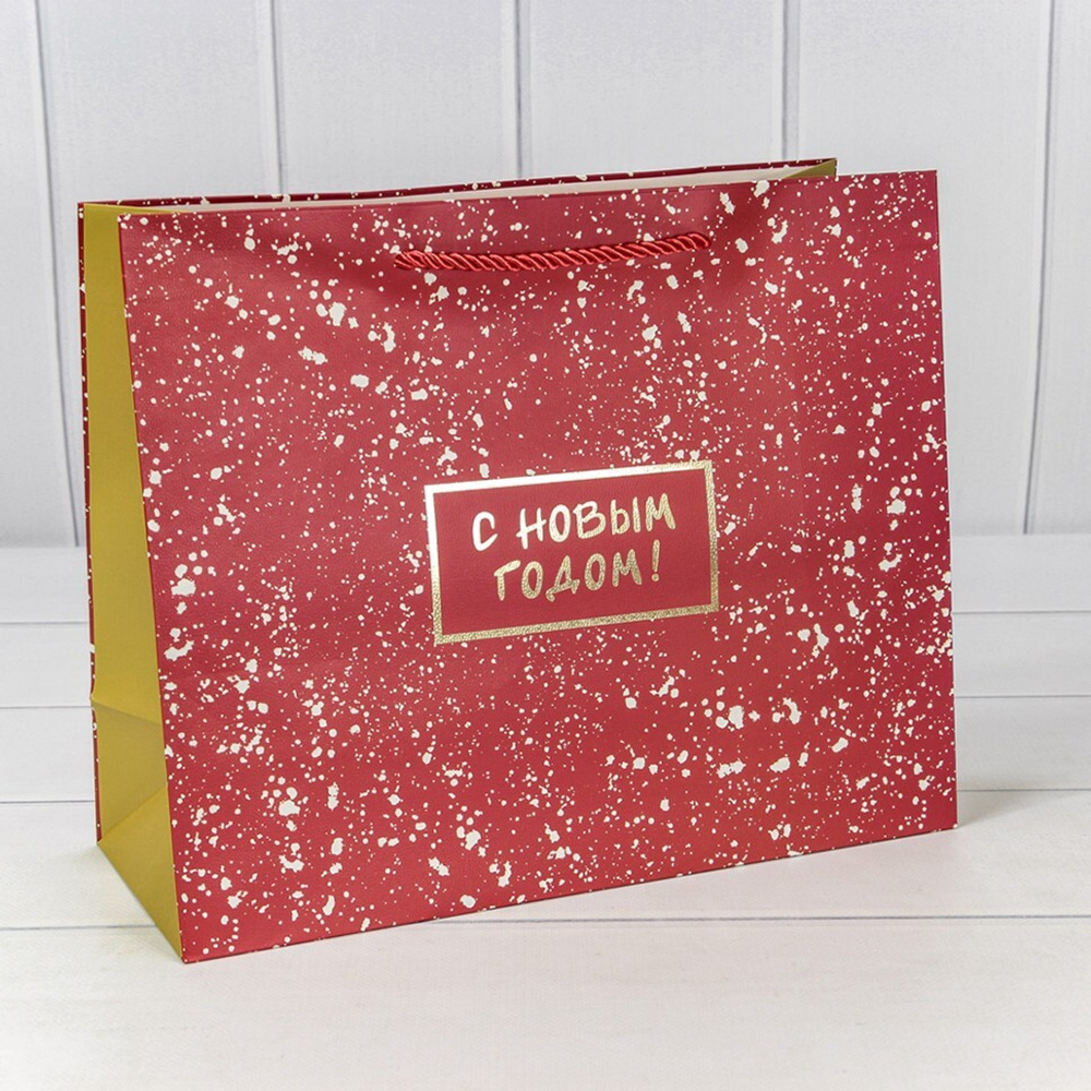 Пакет подарочный 32 х 26 х 13 см "Новый год" (Красный)