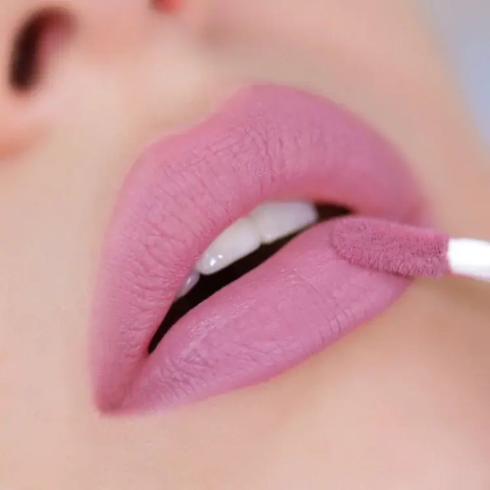 Complimenti губная помада жидкая Nude Matte №17