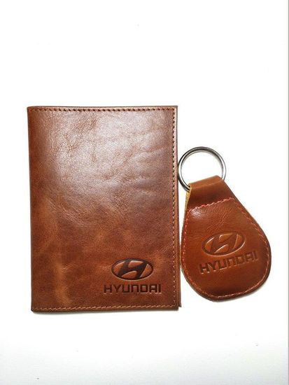 Подарочный набор автомобилисту "Стиль" (брелок с логотипом + обложка для автодокументов)