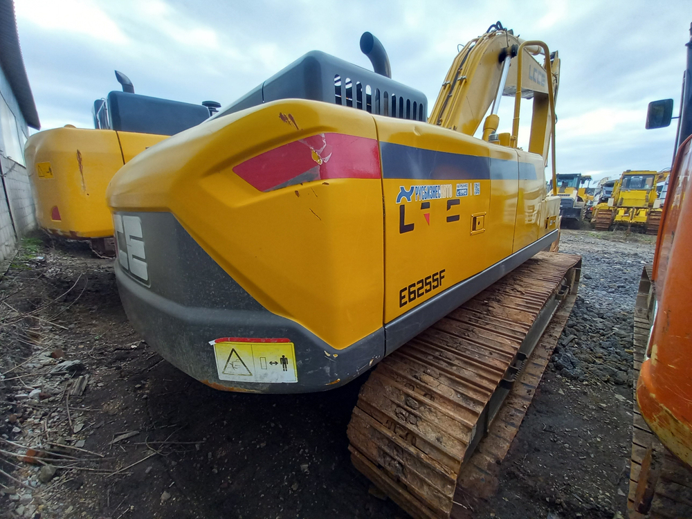 LGCE E6255 Экскаватор Е6255F (Дизельный, 7,1 л, 208 л.с., АТ)