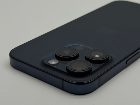 iPhone 15 Pro 256Gb Blue Titanium