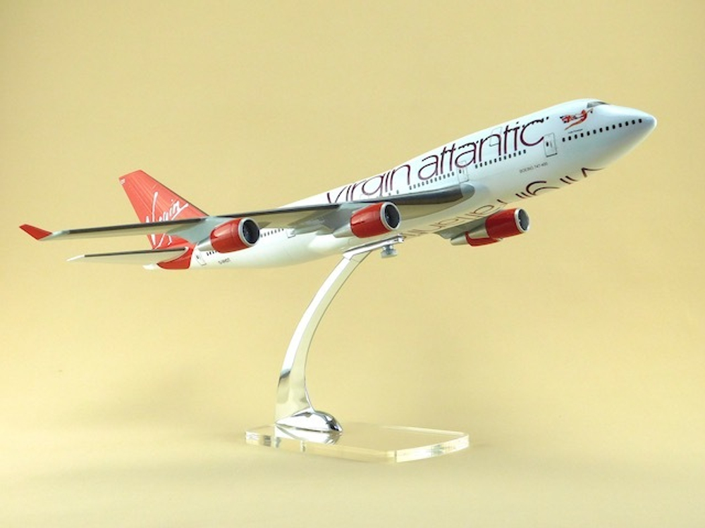 Модель самолета Boeing 747-400 (М1:144, Virgin Atlantic)