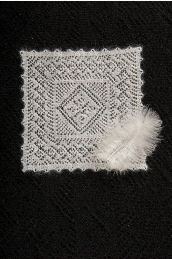 Оренбургский пуховый платок-паутинка А1515-01 белый отбеленный