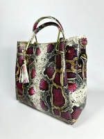 Женская розово-коричневая сумка из натуральной кожи с тиснением питон