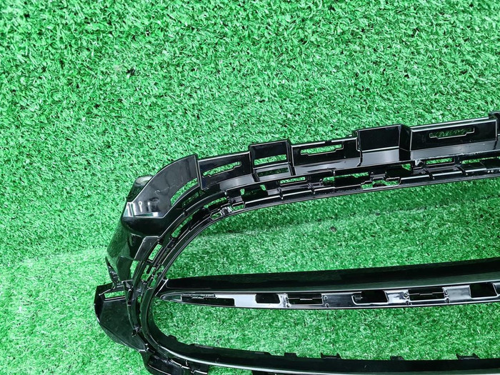 Решетка радиатора Mercedes E C238 (2020-2023)