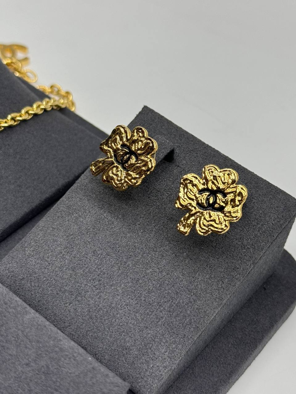 Серьги CHANEL