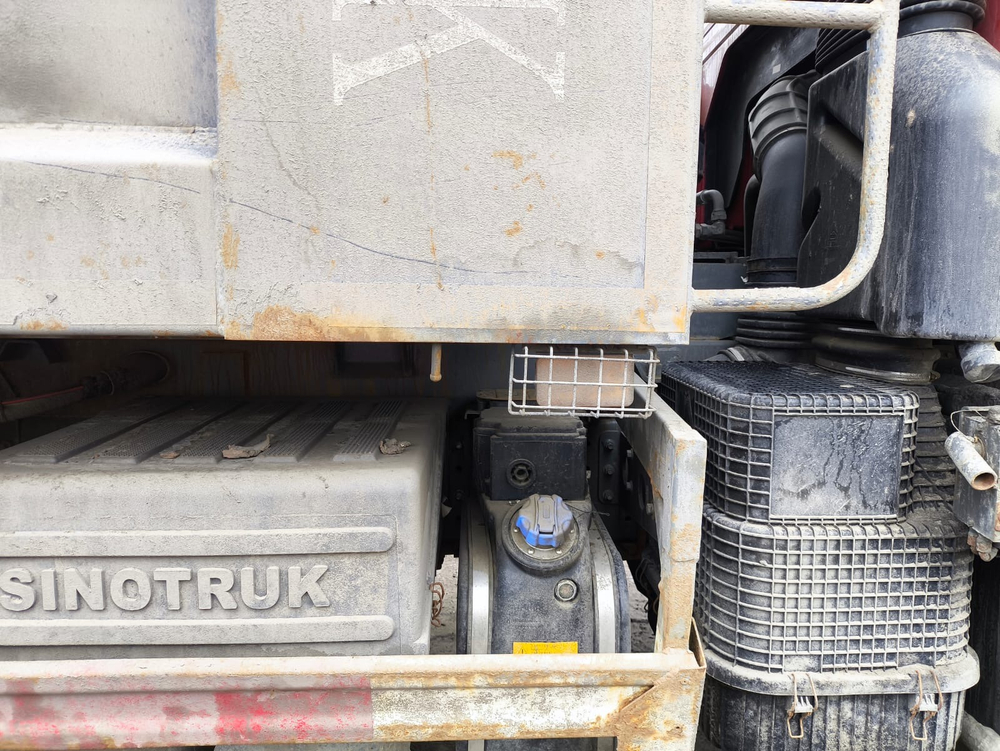 Howo ZZ* 6x4 Самосвал ZZ3327S3847E (Дизельный, 9,7 л, 373 л.с., МТ)