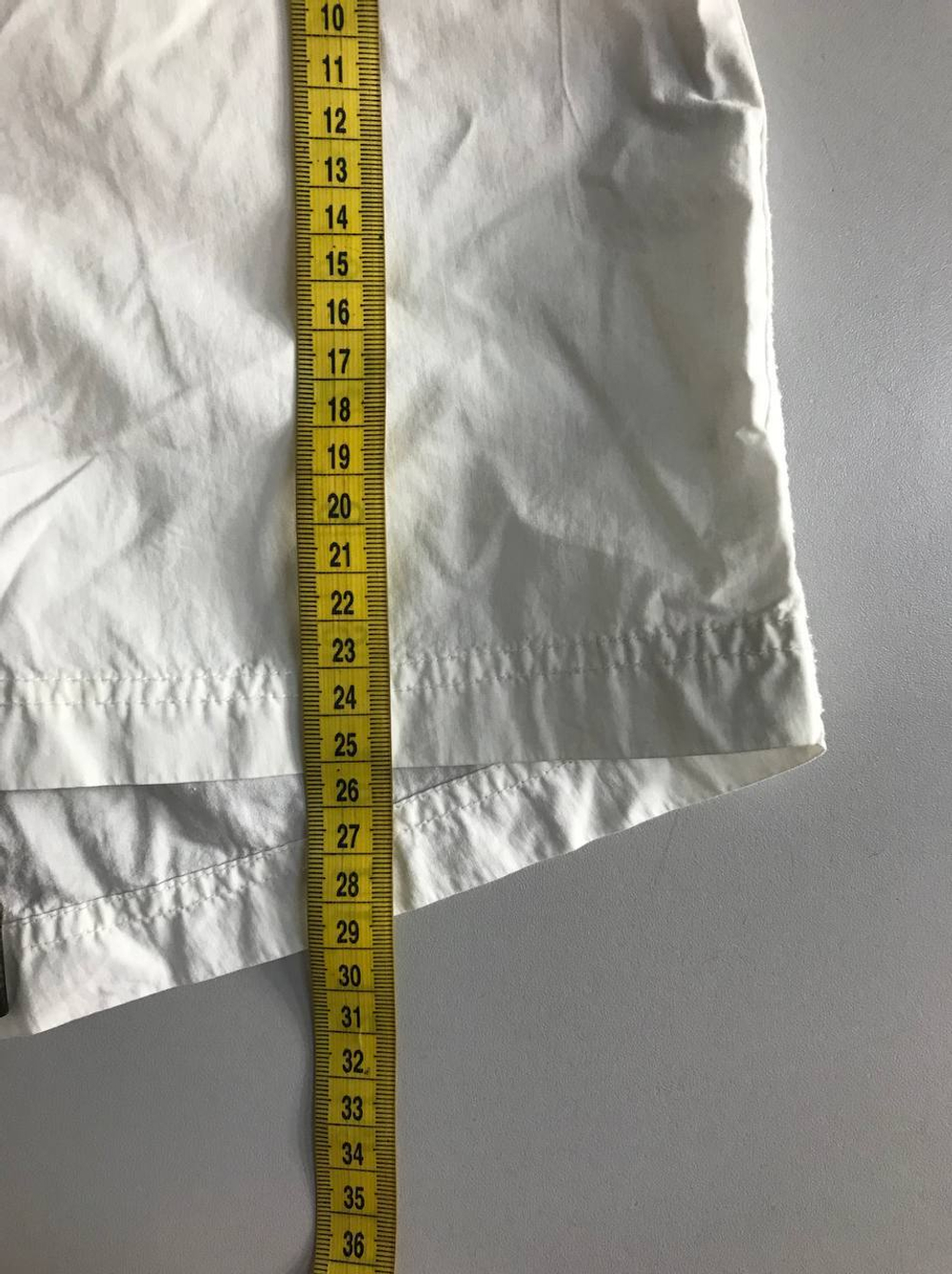 Шорты светлые, маркировка 36, визуально 42 размер