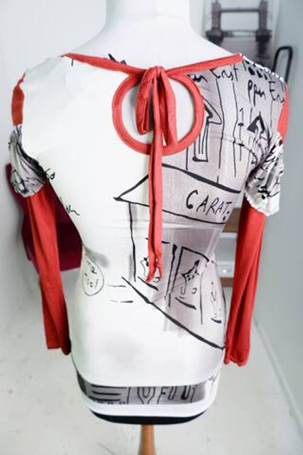 Блузка с красивым принтом, визуально на 42/44 размер, новая