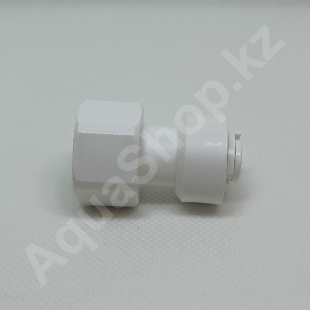 Фитинг QT-15T прямой 5/16"(f) x 1/2"(ВР)