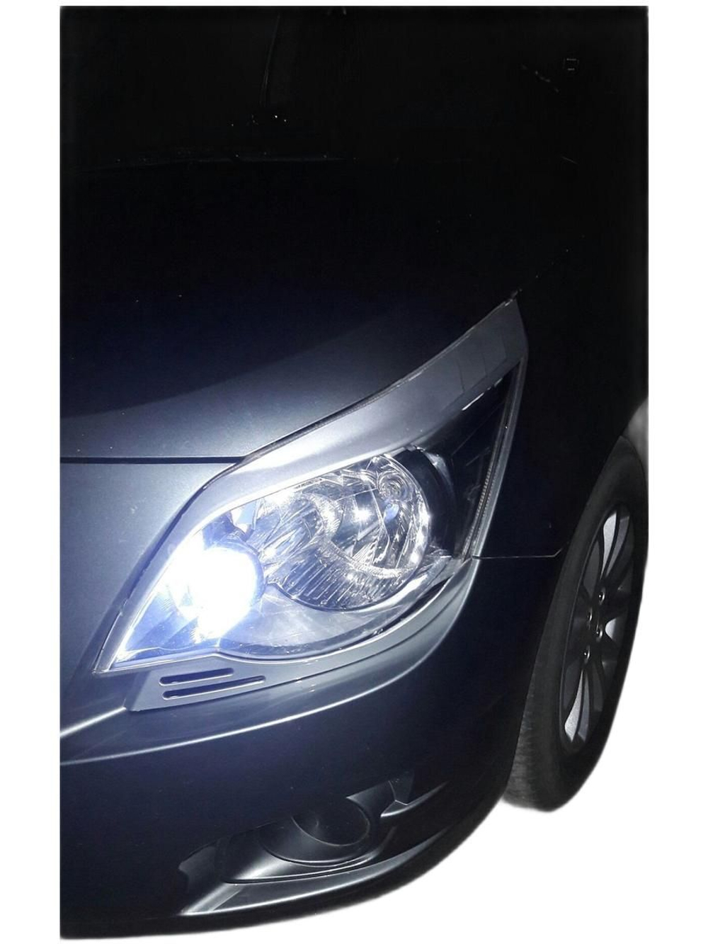 Накладка на фары серебристые Кобальт