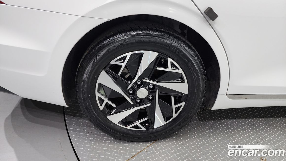 Hyundai The New Grandeur (Azera) IG Hybrid LeBlanc (07.2022)