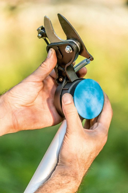 Высоторез CELLFAST IDEALLINE телескопический плоскостной