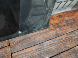 Стекло багажника левое Suzuki Grand Vitara XL-7 98-05 Б/У Оригинал 8457052D20