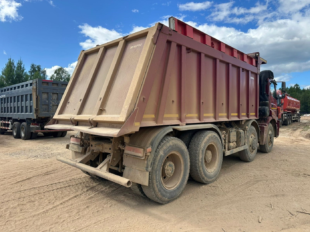 КамАЗ 65801 8x4 Самосвал 65801-001-68(T5) (Дизельный, 12,0 л, 428 л.с., МТ)