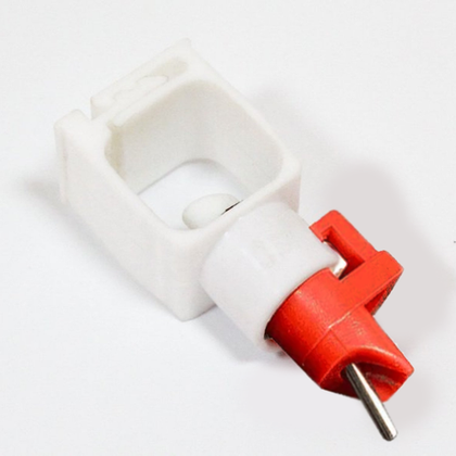 Ниппельная поилка для уток и гусей с креплением для квадратной трубы