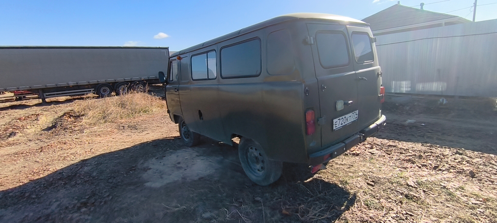 UAZ 3909* Грузопассажирский 390995-04 (без ABS, Бензиновый, 2,7 л, 112 л.с.)