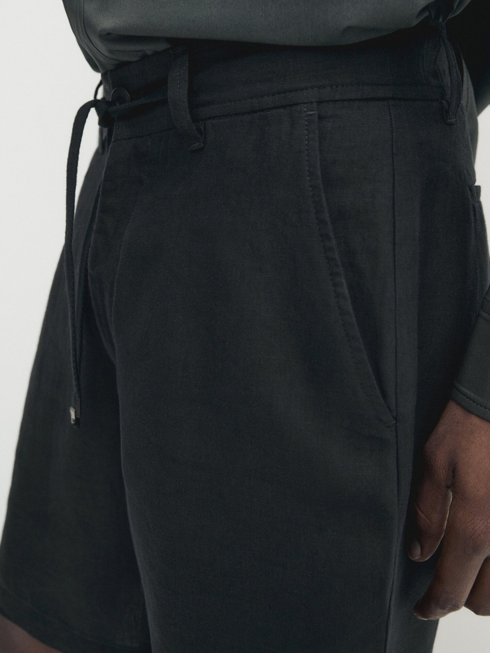 Massimo Dutti 100% льняные шорты-бермуды, темно-синий