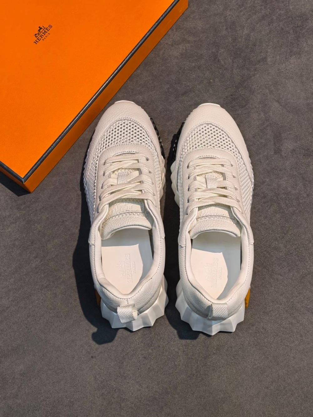 Кроссовки Hermes