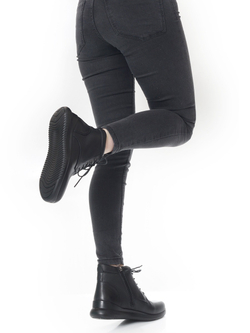 Ботинки женские демисезонные