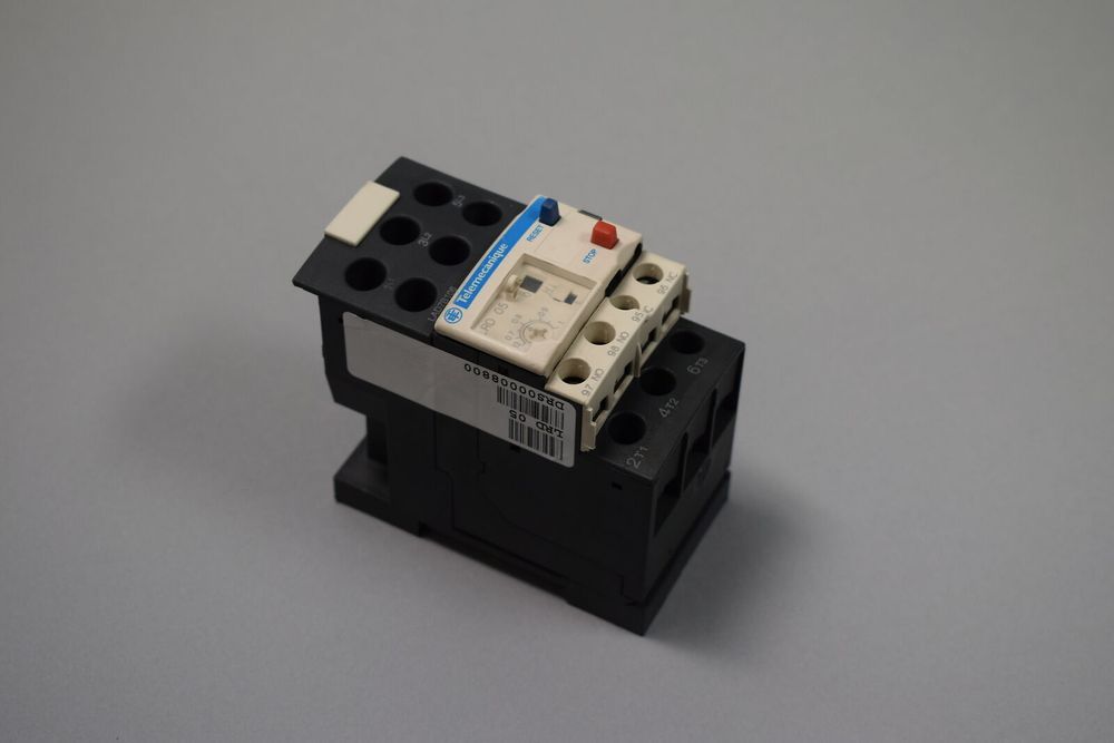 TELEMECANIQUE LRD 05