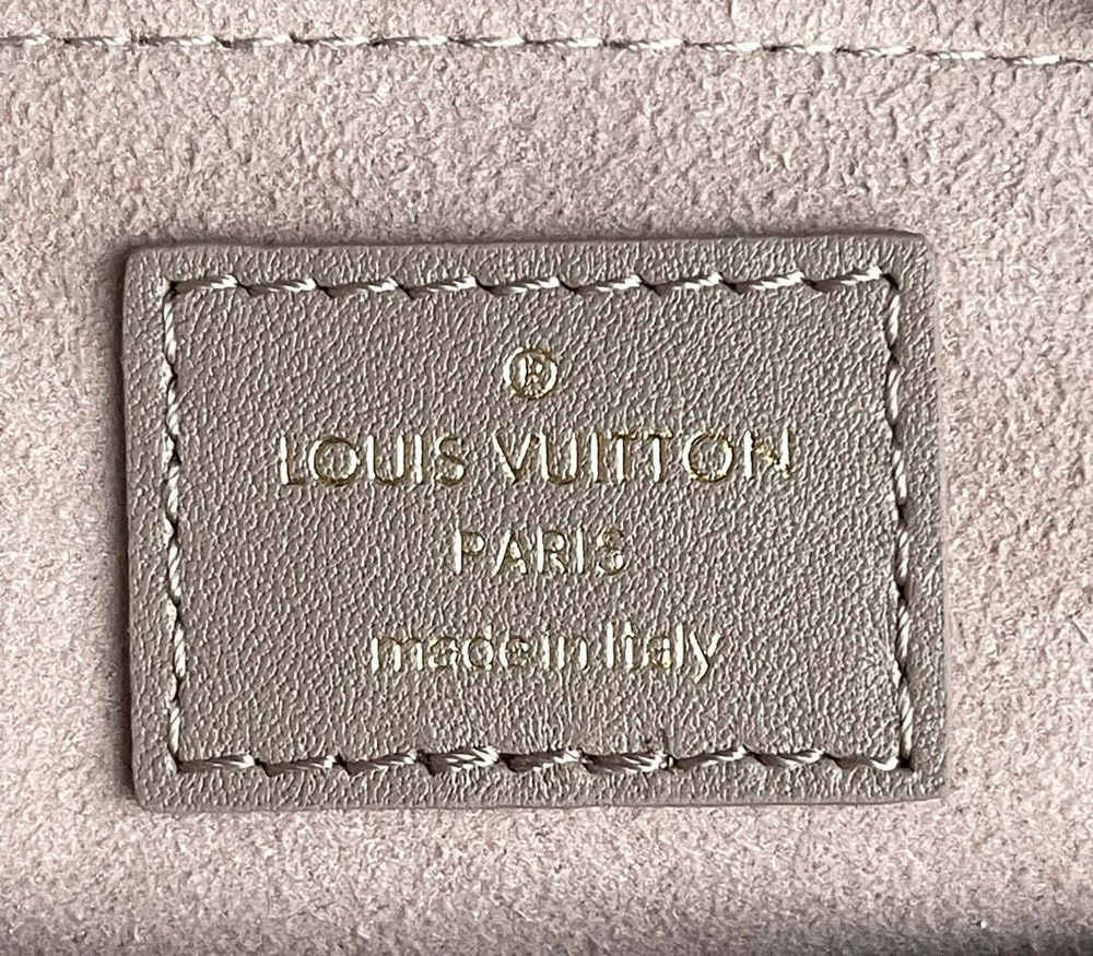 Louis Vuitton New Wave Chain Bag