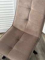 Стул М-City DISAUR Бронкс (Bronx), поворотный на поворотный на 360 градусов, B5 Капучино, Велюр, Черный каркас