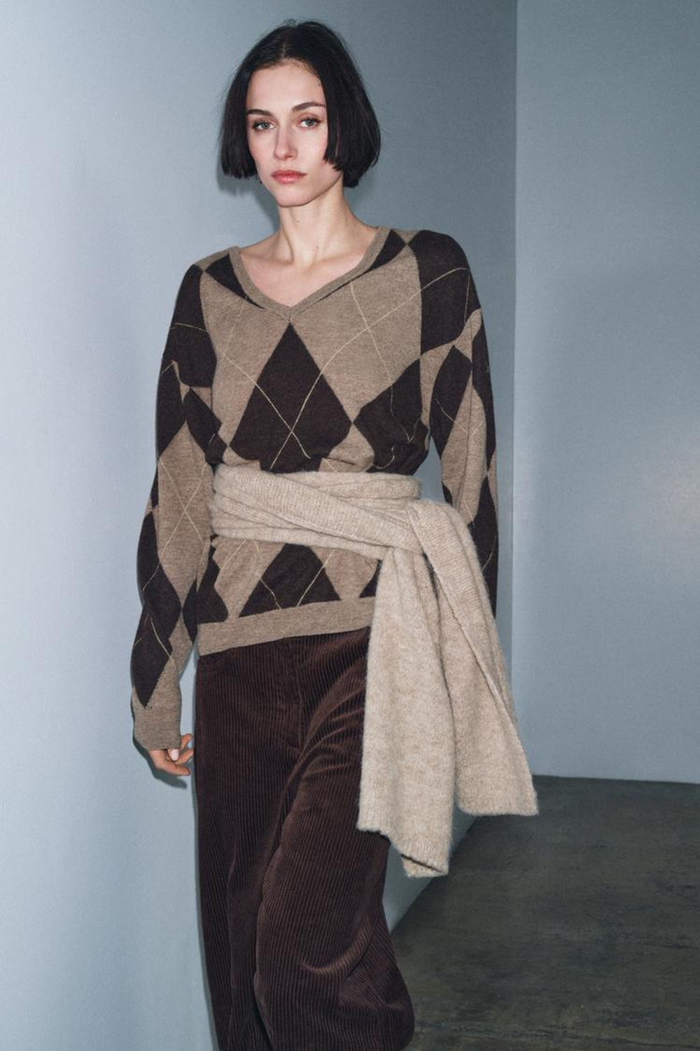 ZARA СВИТЕР ИЗ 100% ШЕРСТИ С УЗОРОМ «РОМБЫ», СЕРОВАТО-КОРИЧНЕВЫЙ