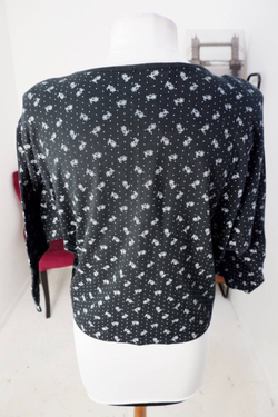 Футболка свободного кроя, визуально на 46/48 размер