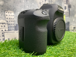 Canon EOS 5D Mark II 30.300 кадров
