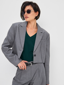 Свободный лонгслив с V-вырезом и рукавом 3/4