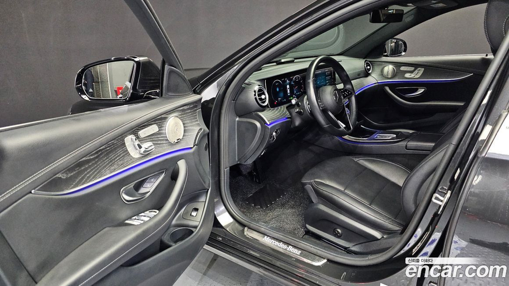 Mercedes-Benz E-Class W213 E350 4MATIC Avangarde (07.2022)