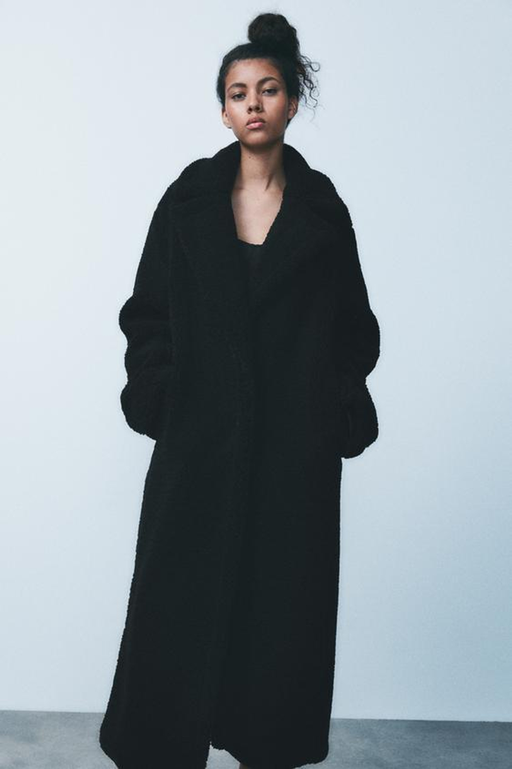 ZARA ШУБА ИЗ ИСКУССТВЕННОЙ ОВЧИНЫ, ЧЕРНЫЙ