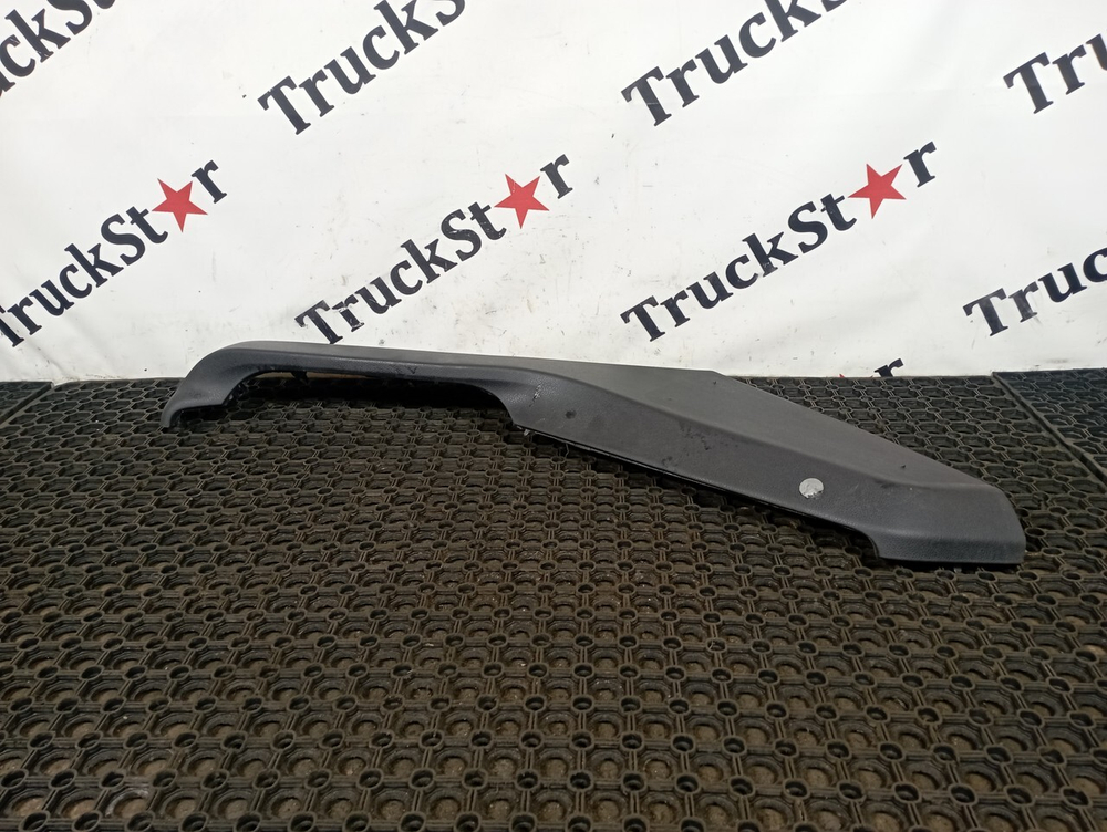 Крышка торпедо верхняя левая 2023г.