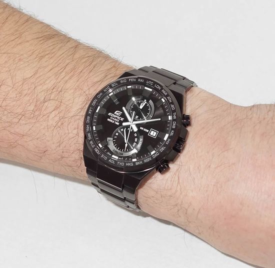 Наручные часы Casio EFR-542BK-1AVUEF